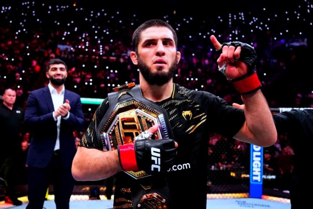 Top 5 Longest Active UFC Win Streaks 9 Another former champ had his place in UFC's top 5 win streaks with historic number of defenses