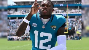 Travis Hunter breaks 20-year NFL record in debut for Jacksonville Jaguars